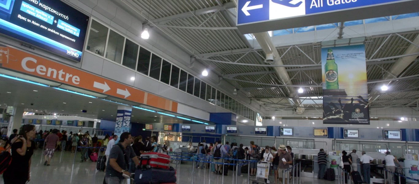 «Ποδαρικό» για τις διεθνείς πτήσεις: Με νέους κανόνες τα αεροδρόμια «Ελ. Βενιζέλος» και «Μακεδονία» (φωτο)